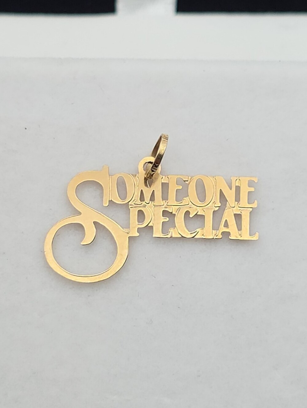 Vintage Fine Jewelry 14k Gold "Someone Special" Charm Pendant